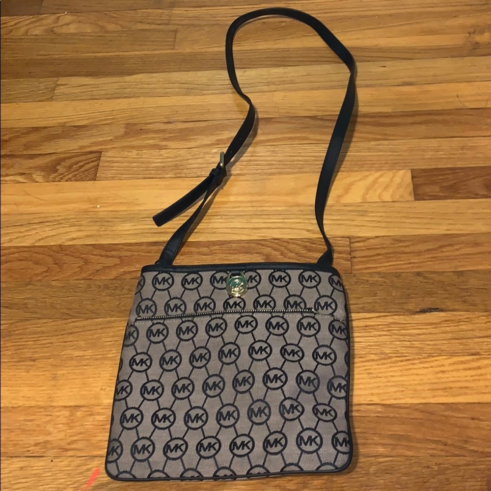 Michael Kors crossbody bag